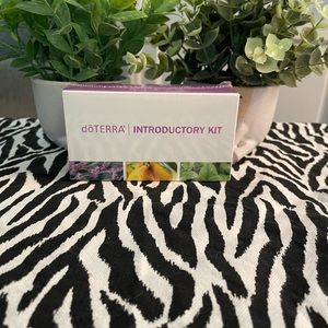 DoTERRA introductory kit ( unopened)